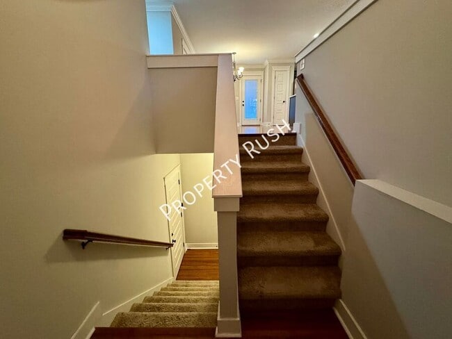 Photo - 6477 Olin Ln