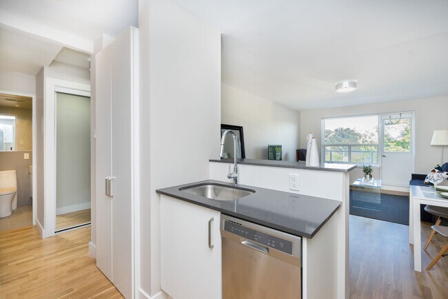 Photo - 111 Lawton Blvd Unit 203