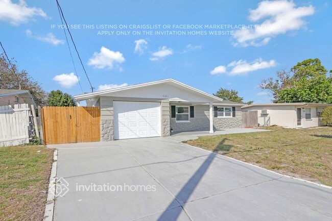 Photo - 7321 Buchanan Dr
