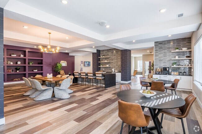 Club Room - Livery Modern Apartments