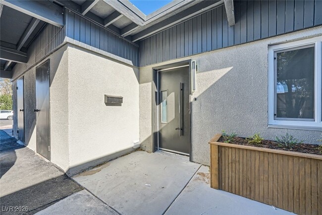 Photo - 1414 E Phillips Ave Unit 1414