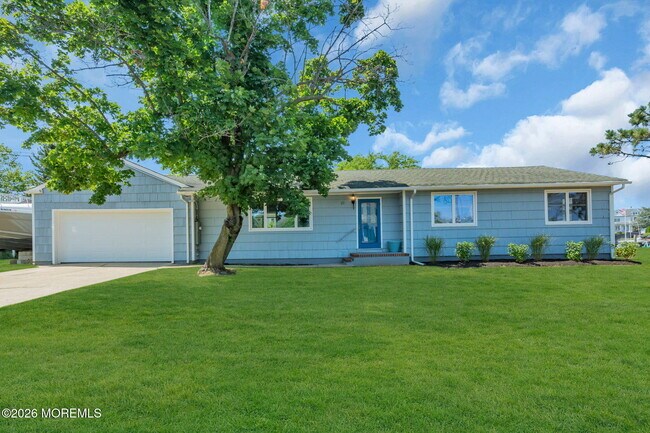 Photo - 10 Harbour Way