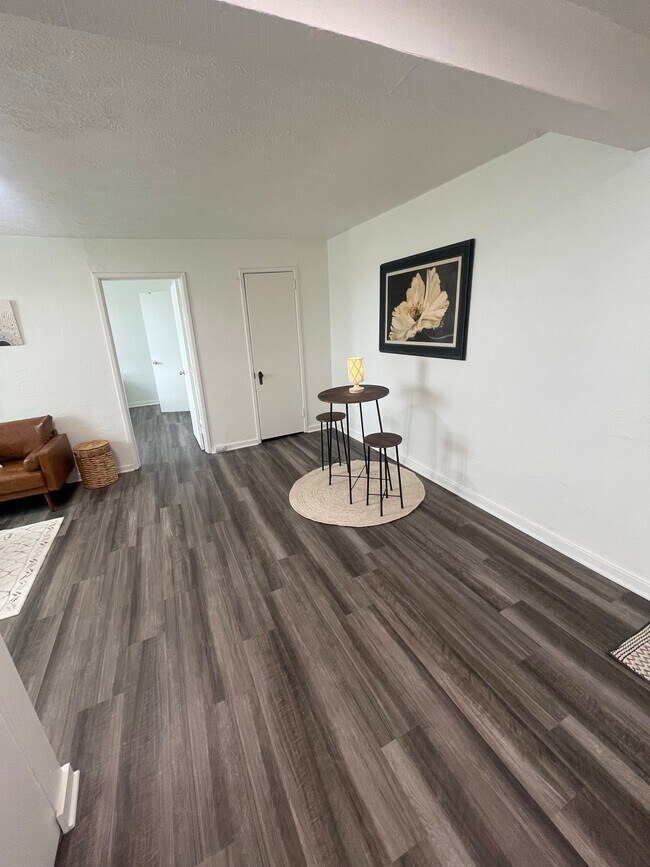 Photo - 3310 Brownsville Rd