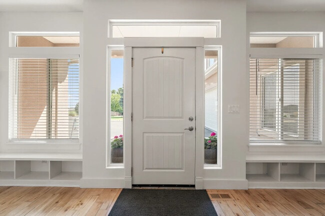 Photo - 18227 Southlake Cir