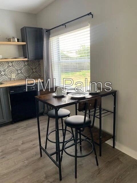 Photo - 3011 E Louisiana Ave