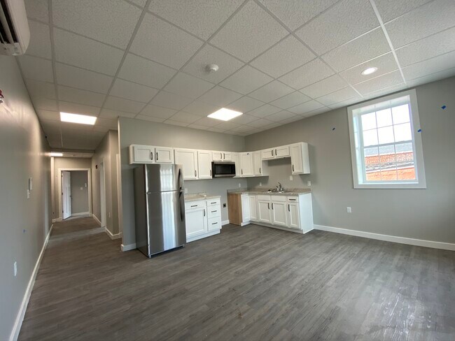 Photo - Tudor Apartments