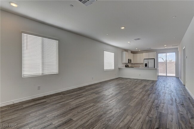 Building Photo - 222 Palisade Fls Ave Rental