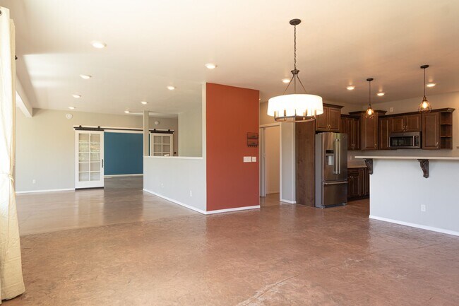 Photo - Executive Home with View- 4 bed, 2.5 bath, 2 car garage
