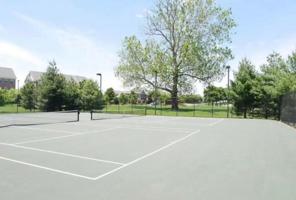 Tennis Court - 13132 Saint James Sanctuary Dr