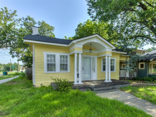 1025 NW 34th St