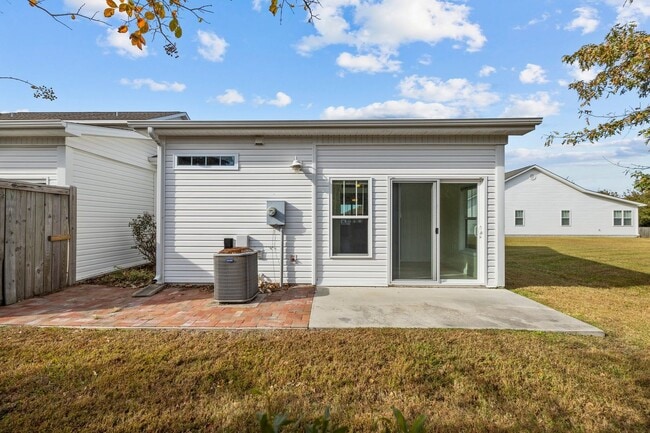 Photo - 401 Pirates Landing Dr