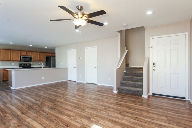 Photo - 5804 S 10th Dr