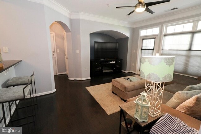 Building Photo - 508 Sunset View Terrace SE Unit 104