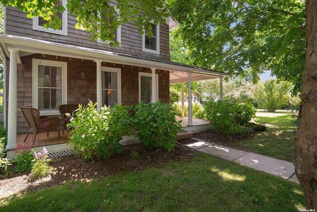 Photo - 640 Orchard St