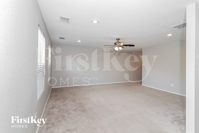 Photo - 6933 Meadow Way Ln