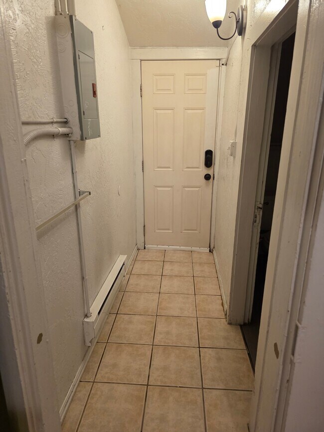 Photo - 2942 Childs Ave