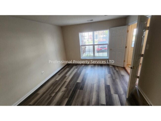 Photo - PRICE CORRECTION! Luxury Townhome in the Villages of Urbana