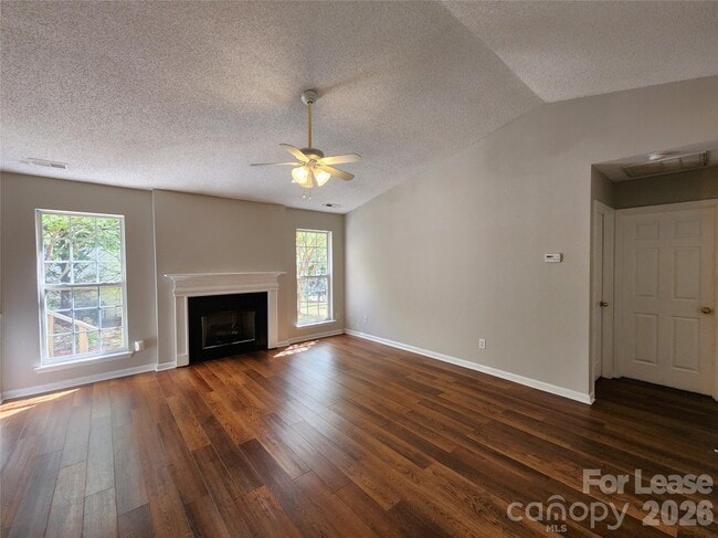 Photo - 5200 Ashie Ave