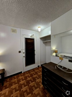 Building Photo - 929 Sheridan St Unit 202 Rental