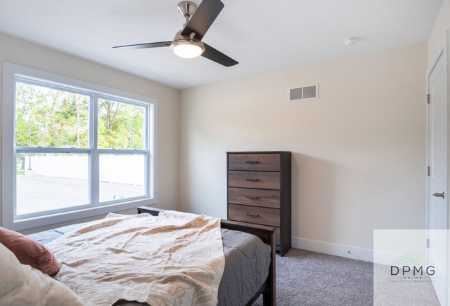 Photo - 414 Haven St