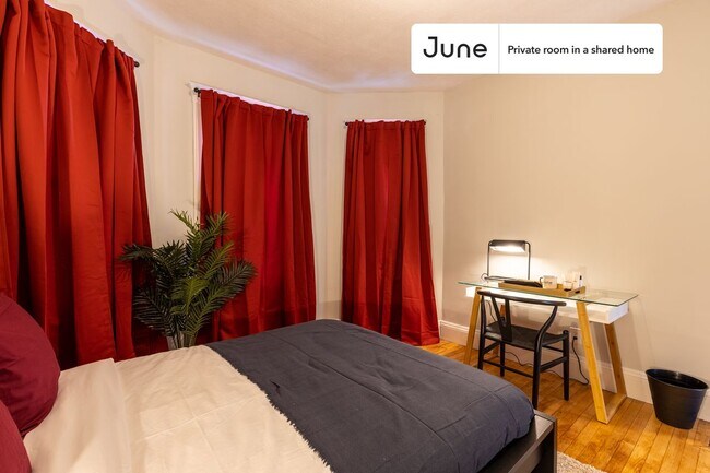 Photo - Room in Shared 4 bed/2 bath home Unidad D