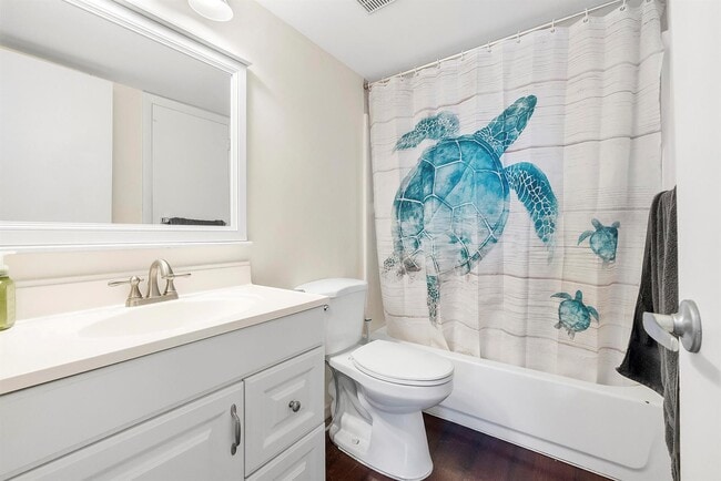 Photo - 125 Shore Ct Unit 304a