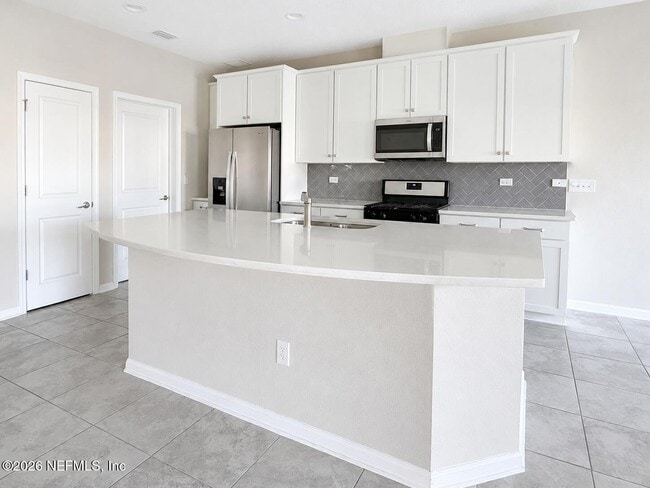 Photo - 142 Ness Cir