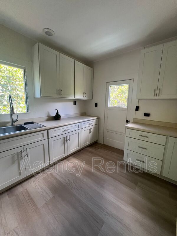 Photo - 2835-2841 Kolowalu St Unit 2835-C