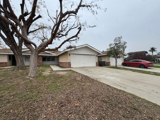 Photo - 210 Douglas St Unit A