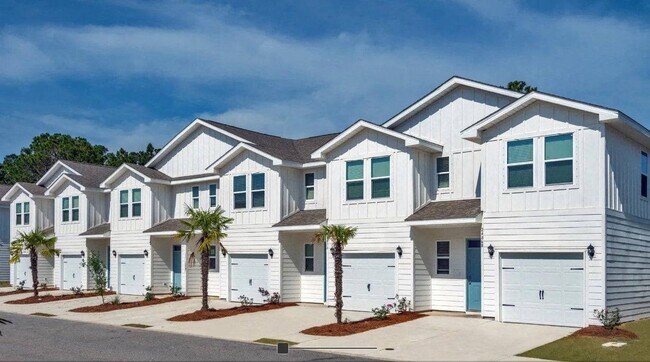 Photo - Gulf Stream Townhomes
