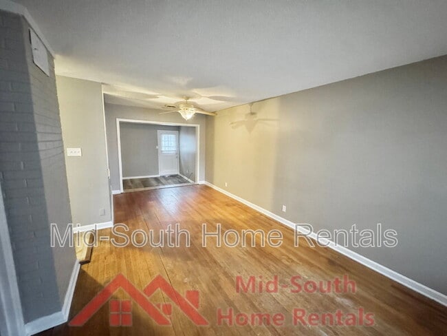 Photo - 3588 Hendricks Ave