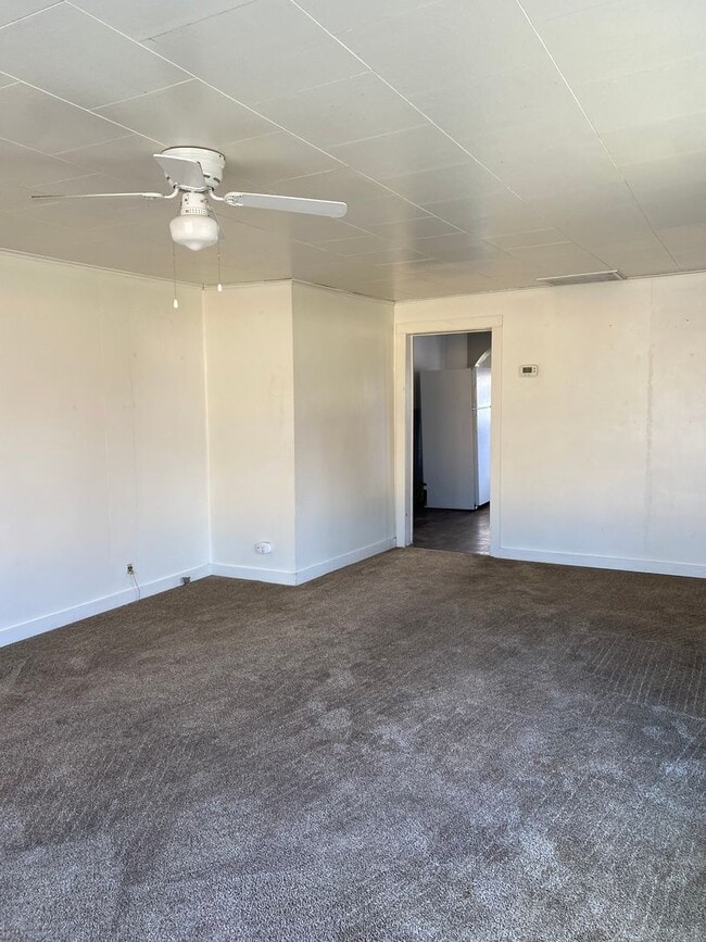 Photo - 1008 Lake Ave