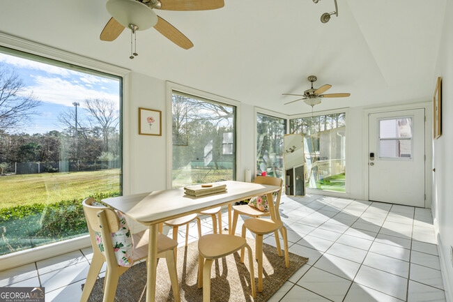 Photo - 1223 Settlebench Ln