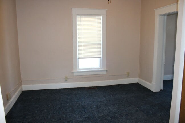 Photo - 2 bedroom House by Round-a-Bout