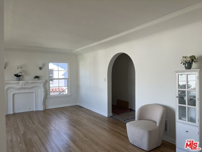 Photo - 4120 S Victoria Ave