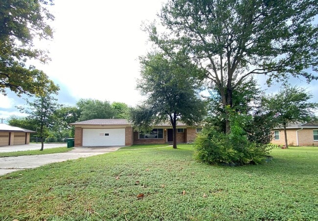 Photo - 6710 Moss Oak Dr