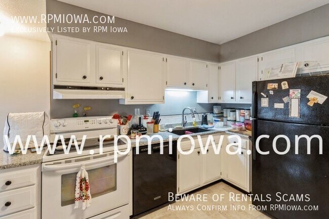 Photo - URBANDALE DUPLEX!