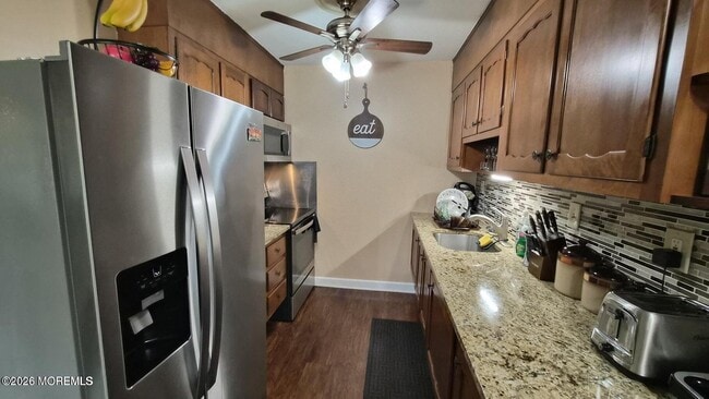 Building Photo - 308 W Malvern Ct