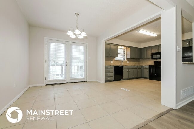 Photo - 1417 N Blue Mills Rd