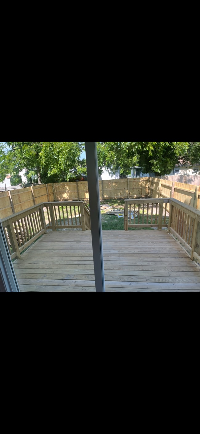 Photo - 713 Hemlock Ave