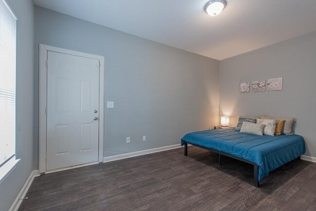 Photo - The Gun Club | Make yourself at home in this West-Side Reservoir Park Home, a 5-minute walk to bu... Unit A