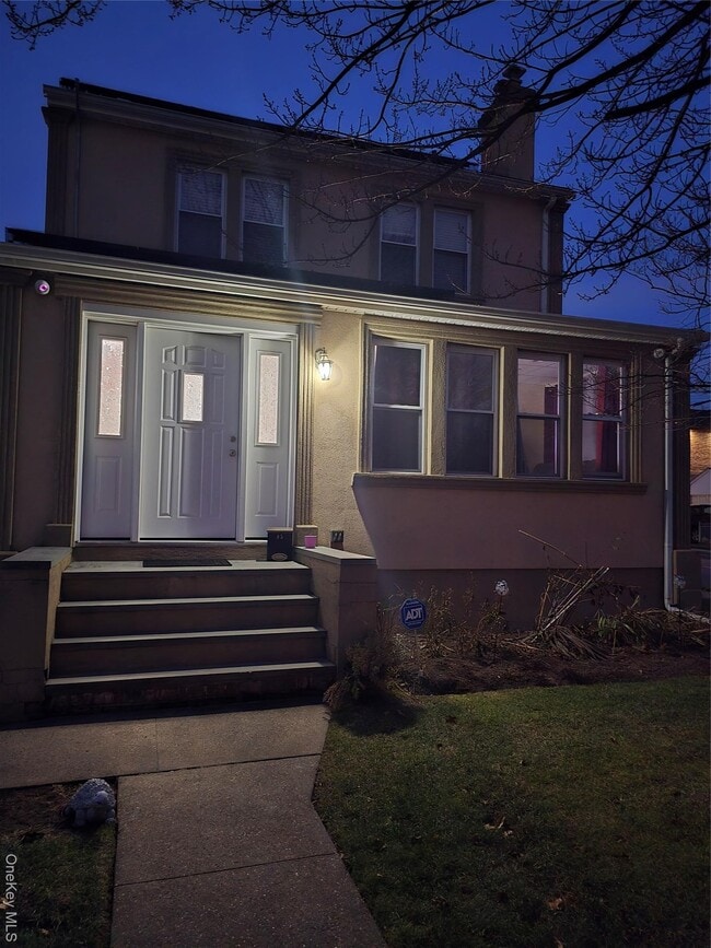 Building Photo - 85 Bucknell Rd