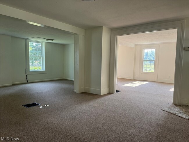 5192 Darrow Rd