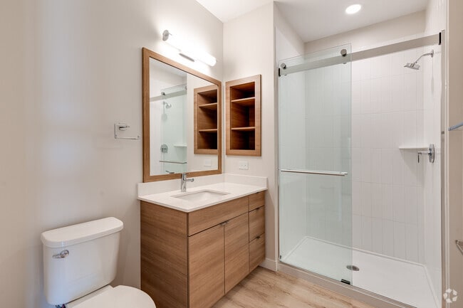 1 habitación, 1 baño - 661 pies cuadrados - Baño - Ratio
