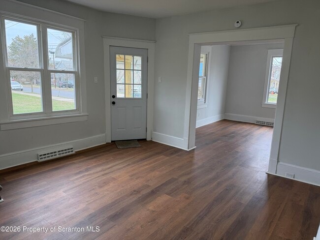 Photo - 1156 Murray St