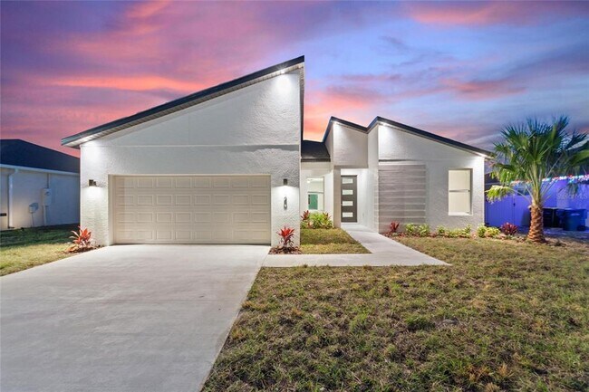 20 Magnolia Ln