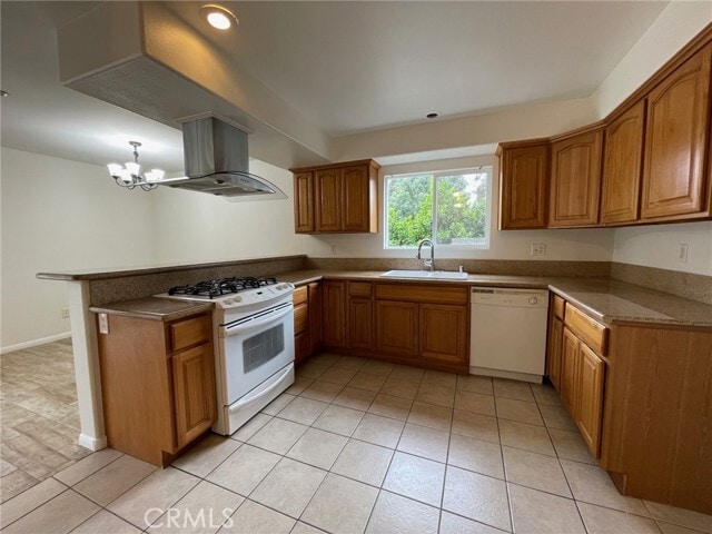 Photo - 410 E Arrow Hwy