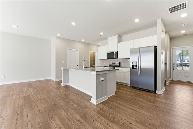 Photo - 1905 Westwind St