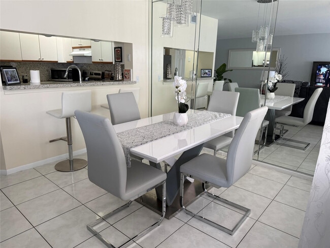 Photo - 12500 SW 5th Ct Unit 212M