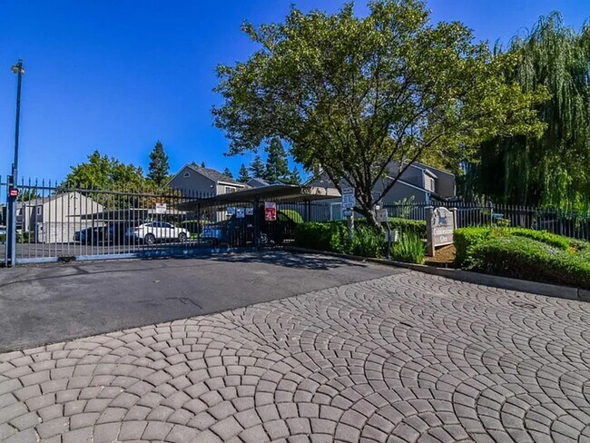 Photo - Move-In Ready 1-Bedroom Condo in Cobblestone Glen – $1,495 SEE VIDEO Unit 45